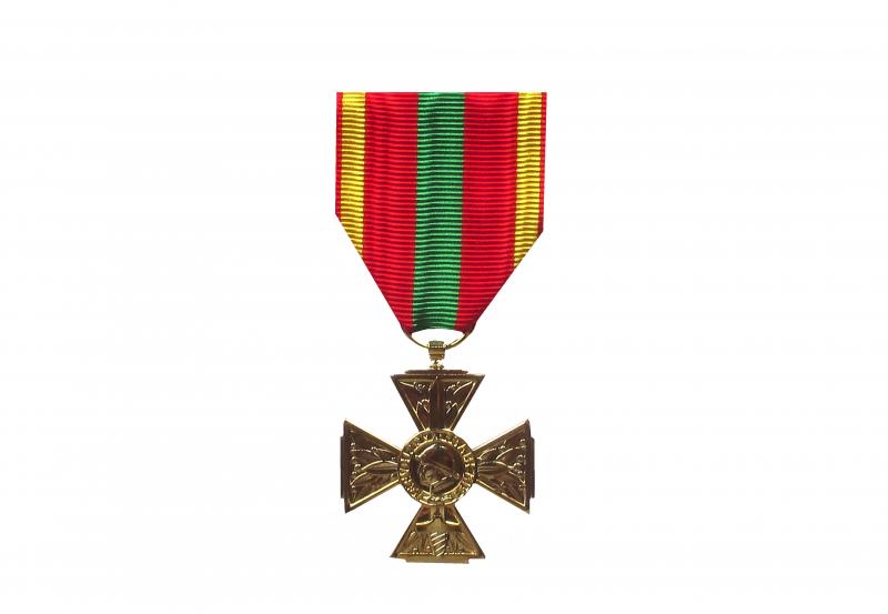 Croix du Combattant Volontaire 39-45 et pour Missions Extérieures Ordonnance