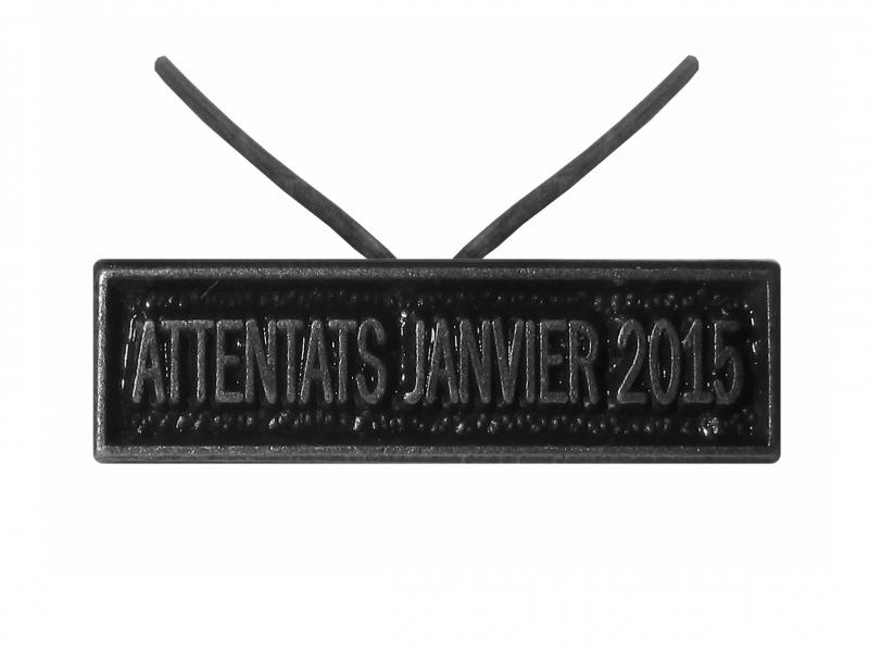 Attentats Janvier 2015 Argent (Agrafe Réduction)