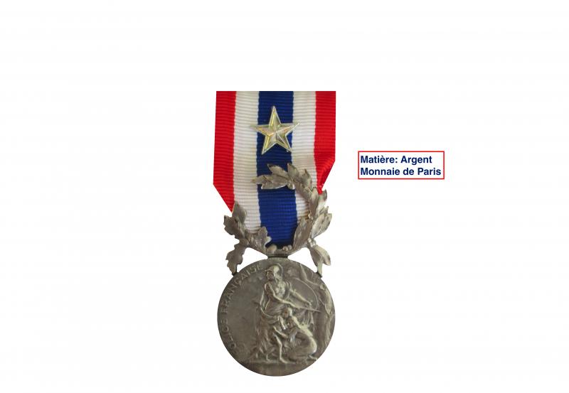 Médaille d'Honneur de la Police pour Services Exceptionnels ordonnance