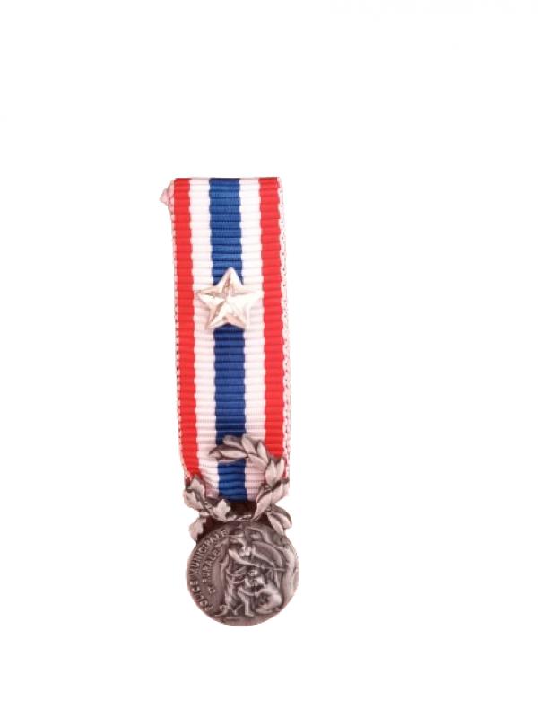 Médaille d'Honneur de la Police pour Services Exceptionnels réduction