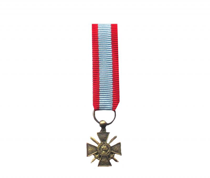 Croix des Théâtres d Opérations Extérieures Réduction